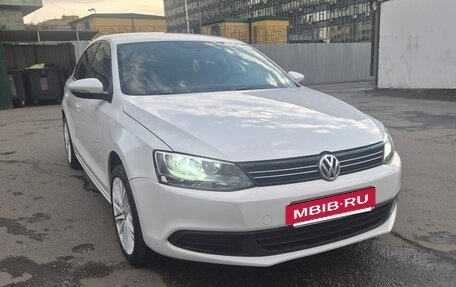Volkswagen Jetta VI, 2014 год, 790 000 рублей, 2 фотография