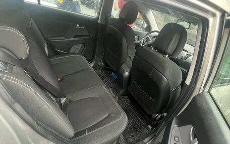 KIA Sportage III, 2011 год, 1 370 000 рублей, 6 фотография