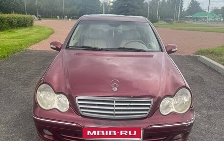 Mercedes-Benz C-Класс, 2004 год, 387 000 рублей, 2 фотография