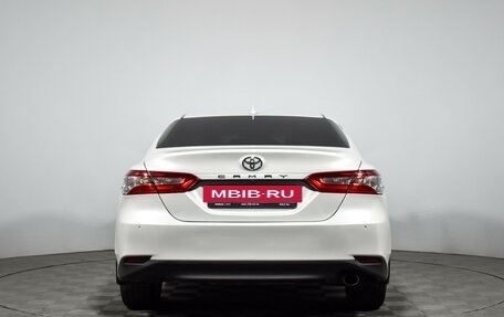 Toyota Camry, 2018 год, 2 490 000 рублей, 7 фотография