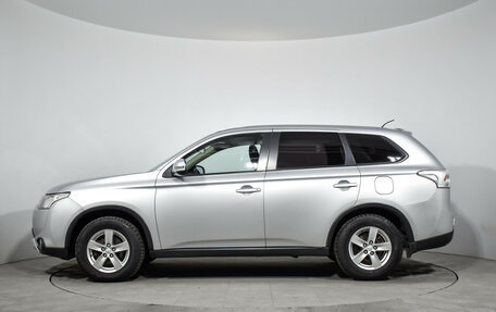 Mitsubishi Outlander III рестайлинг 3, 2014 год, 1 400 000 рублей, 9 фотография