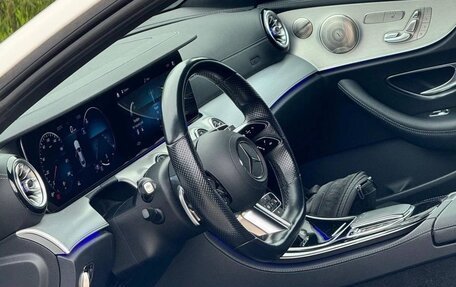 Mercedes-Benz E-Класс, 2021 год, 4 700 000 рублей, 4 фотография