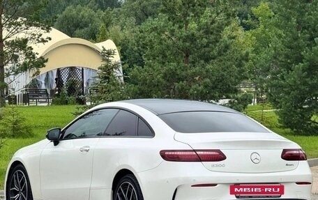 Mercedes-Benz E-Класс, 2021 год, 4 700 000 рублей, 2 фотография