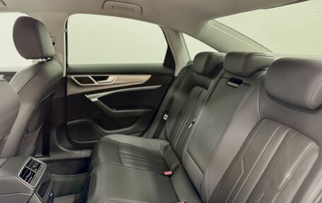 Audi A6, 2022 год, 3 820 000 рублей, 14 фотография