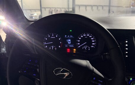 Hyundai Solaris II рестайлинг, 2018 год, 999 999 рублей, 6 фотография