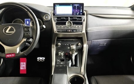 Lexus NX I, 2019 год, 3 600 000 рублей, 15 фотография