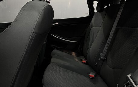 Hyundai Solaris II рестайлинг, 2012 год, 699 999 рублей, 18 фотография