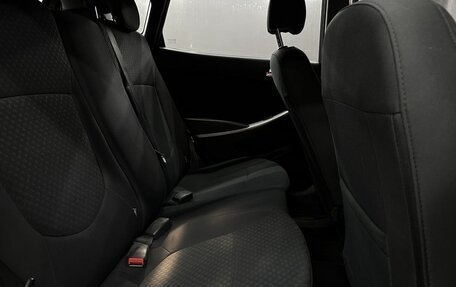 Hyundai Solaris II рестайлинг, 2012 год, 699 999 рублей, 19 фотография