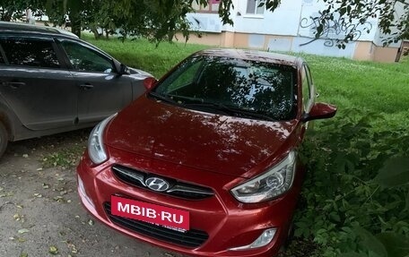Hyundai Solaris II рестайлинг, 2013 год, 720 000 рублей, 4 фотография