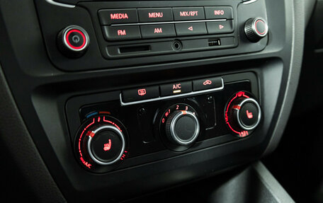 Volkswagen Jetta VI, 2014 год, 949 700 рублей, 16 фотография