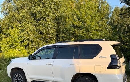 Toyota Land Cruiser Prado 150 рестайлинг 2, 2021 год, 6 500 000 рублей, 3 фотография