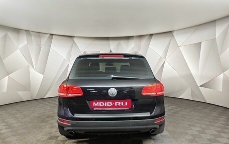 Volkswagen Touareg III, 2010 год, 1 695 000 рублей, 8 фотография