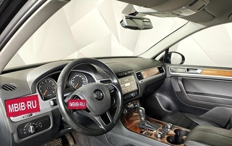 Volkswagen Touareg III, 2010 год, 1 695 000 рублей, 18 фотография
