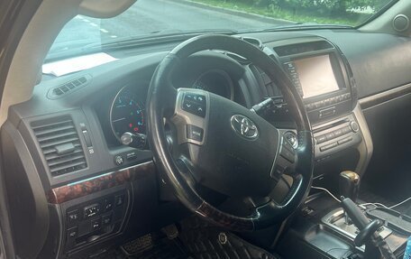 Toyota Land Cruiser 200, 2011 год, 2 900 000 рублей, 5 фотография