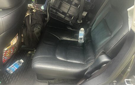 Toyota Land Cruiser 200, 2011 год, 2 900 000 рублей, 9 фотография