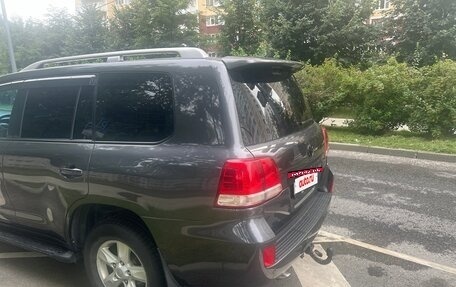 Toyota Land Cruiser 200, 2011 год, 2 900 000 рублей, 3 фотография