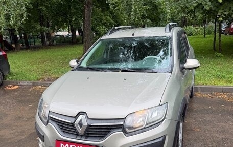 Renault Sandero II рестайлинг, 2015 год, 1 000 000 рублей, 1 фотография