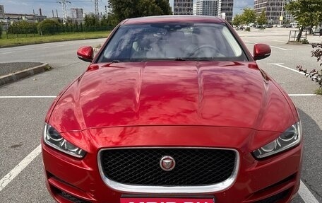 Jaguar XE I рестайлинг, 2015 год, 1 570 000 рублей, 1 фотография