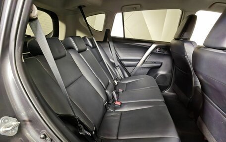 Toyota RAV4, 2015 год, 1 900 000 рублей, 15 фотография