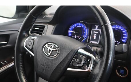 Toyota Camry, 2017 год, 2 349 000 рублей, 8 фотография