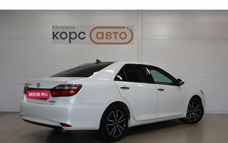 Toyota Camry, 2017 год, 2 349 000 рублей, 3 фотография