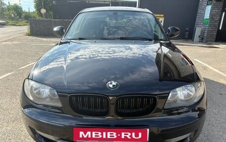 BMW 1 серия, 2011 год, 1 000 000 рублей, 2 фотография
