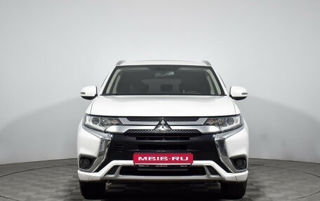 Mitsubishi Outlander III рестайлинг 3, 2022 год, 2 549 000 рублей, 3 фотография
