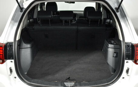 Mitsubishi Outlander III рестайлинг 3, 2022 год, 2 549 000 рублей, 22 фотография