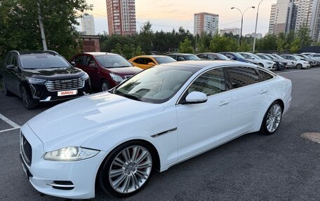 Jaguar XJ IV (X351), 2012 год, 2 100 000 рублей, 4 фотография