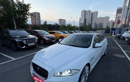 Jaguar XJ IV (X351), 2012 год, 2 100 000 рублей, 3 фотография