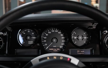 Rolls-Royce Phantom VII рестайлинг, 2013 год, 27 990 000 рублей, 15 фотография
