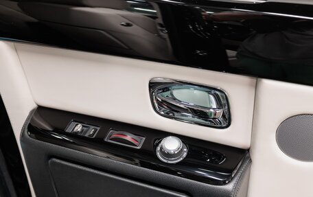 Rolls-Royce Phantom VII рестайлинг, 2013 год, 27 990 000 рублей, 33 фотография