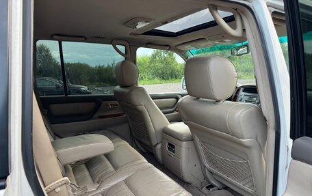 Toyota Land Cruiser 100 рестайлинг 2, 2005 год, 1 682 000 рублей, 13 фотография