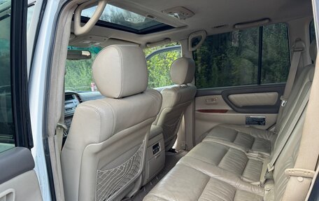 Toyota Land Cruiser 100 рестайлинг 2, 2005 год, 1 682 000 рублей, 12 фотография