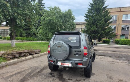 Chevrolet Niva I рестайлинг, 2004 год, 480 000 рублей, 3 фотография