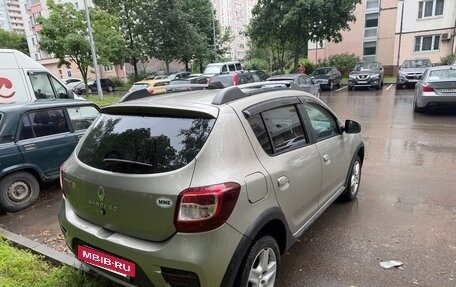 Renault Sandero II рестайлинг, 2015 год, 1 000 000 рублей, 5 фотография
