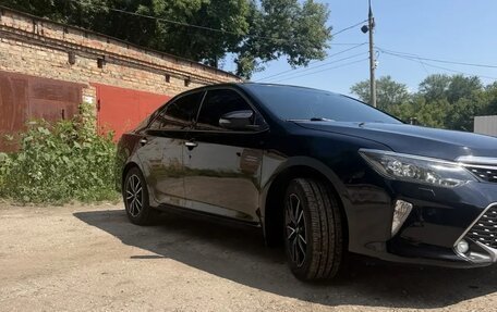 Toyota Camry, 2017 год, 2 059 000 рублей, 3 фотография