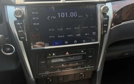 Toyota Camry, 2017 год, 2 059 000 рублей, 8 фотография