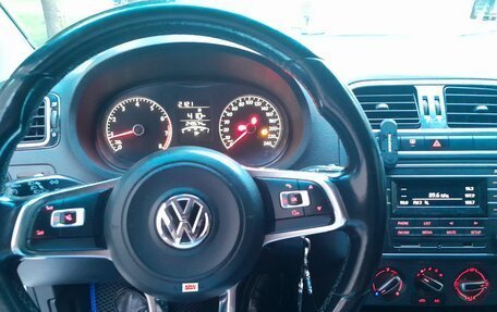 Volkswagen Polo VI (EU Market), 2020 год, 800 000 рублей, 3 фотография