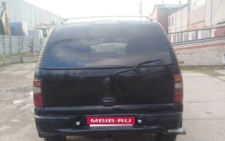 Chevrolet Tahoe II, 2000 год, 450 000 рублей, 3 фотография