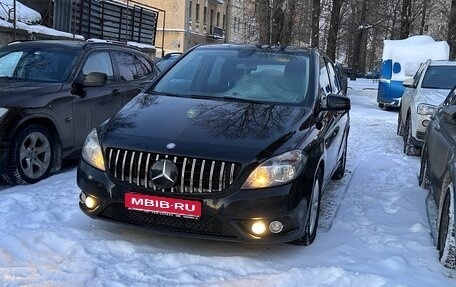 Mercedes-Benz B-Класс, 2012 год, 1 100 000 рублей, 1 фотография