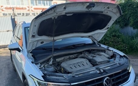Volkswagen Tiguan II, 2021 год, 3 250 000 рублей, 11 фотография