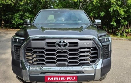 Toyota Tundra, 2022 год, 7 200 000 рублей, 3 фотография