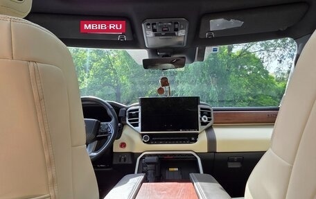 Toyota Tundra, 2022 год, 7 200 000 рублей, 23 фотография