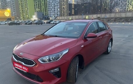 KIA cee'd III, 2020 год, 1 700 000 рублей, 2 фотография