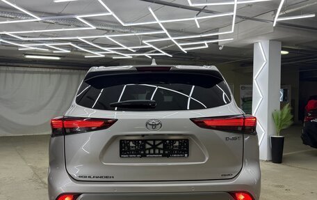 Toyota Highlander, 2026 год, 5 400 000 рублей, 10 фотография