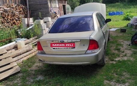 Ford Laser IV, 2002 год, 100 000 рублей, 2 фотография