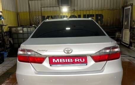 Toyota Camry, 2017 год, 2 023 000 рублей, 4 фотография