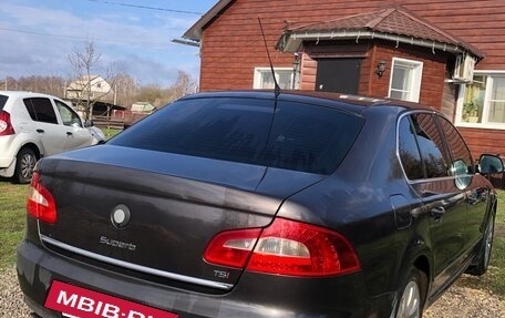 Skoda Superb III рестайлинг, 2008 год, 930 000 рублей, 3 фотография