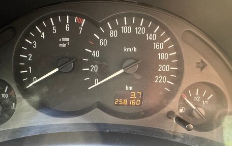 Opel Corsa C рестайлинг, 2005 год, 170 000 рублей, 10 фотография